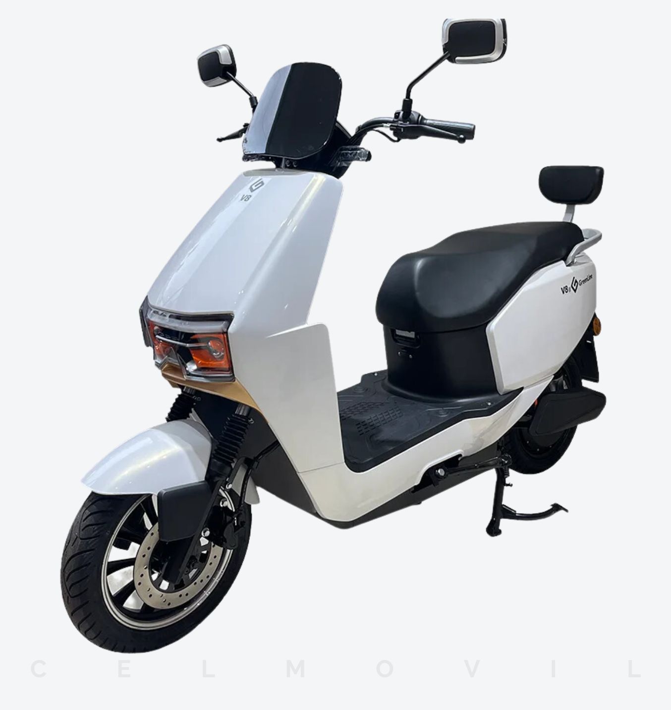 Moto V8