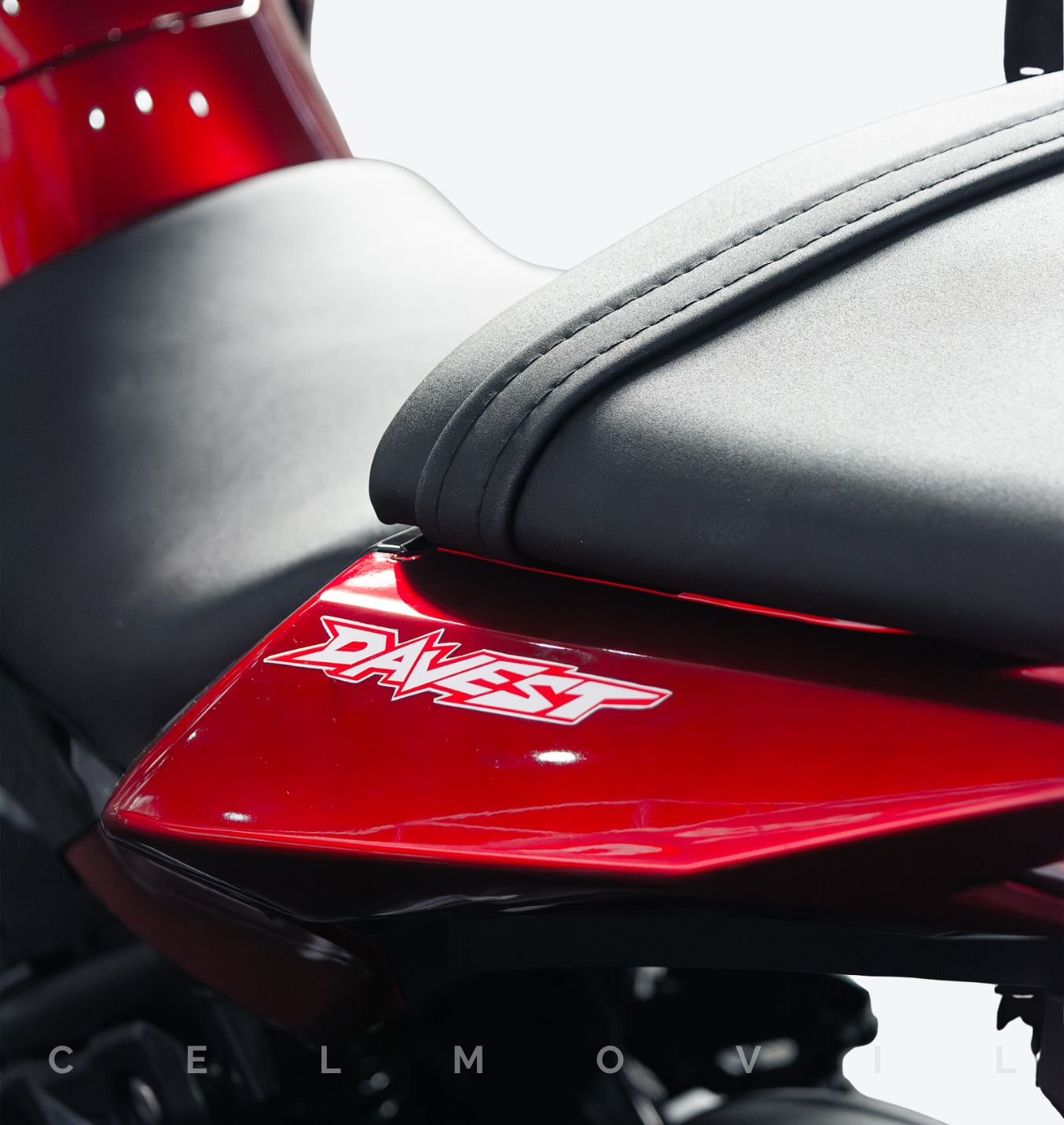 Moto Deportiva V10, Aro 17