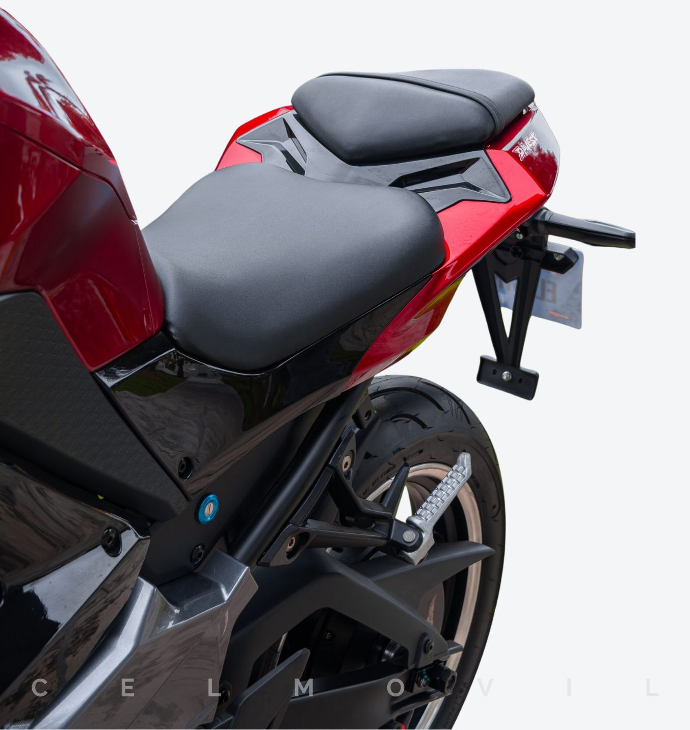 Moto Deportiva V10, Aro 17